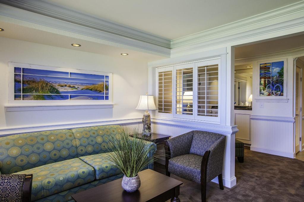 Shutters On The Banks