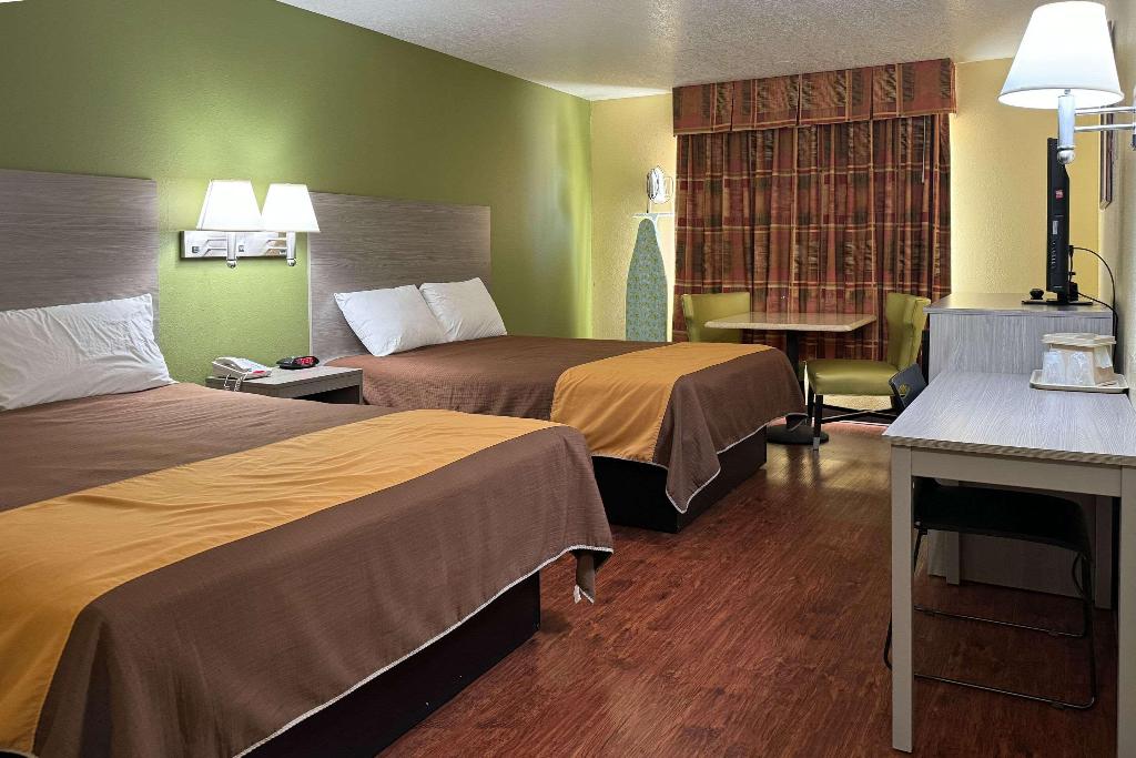 Rodeway Inn