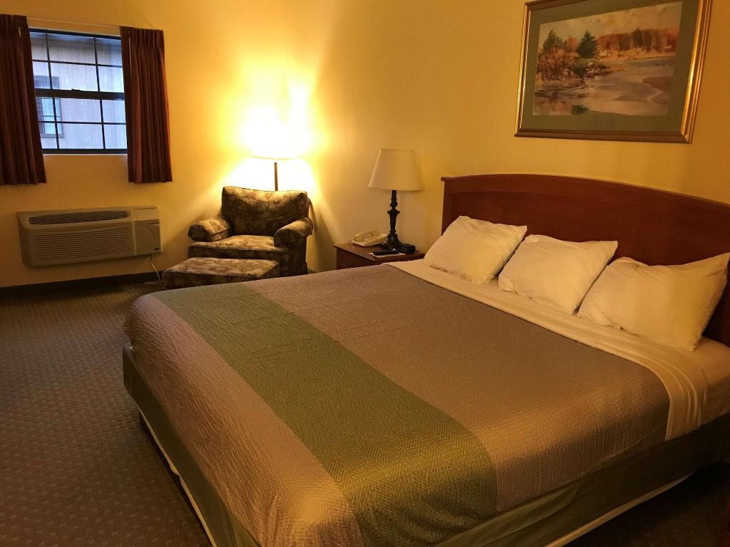 Motel 6 Bloomsburg, PA