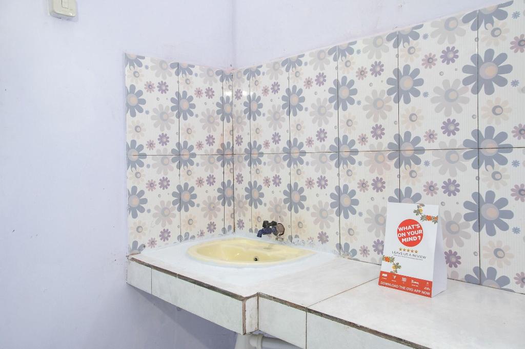 OYO 2415 Ibma Smart