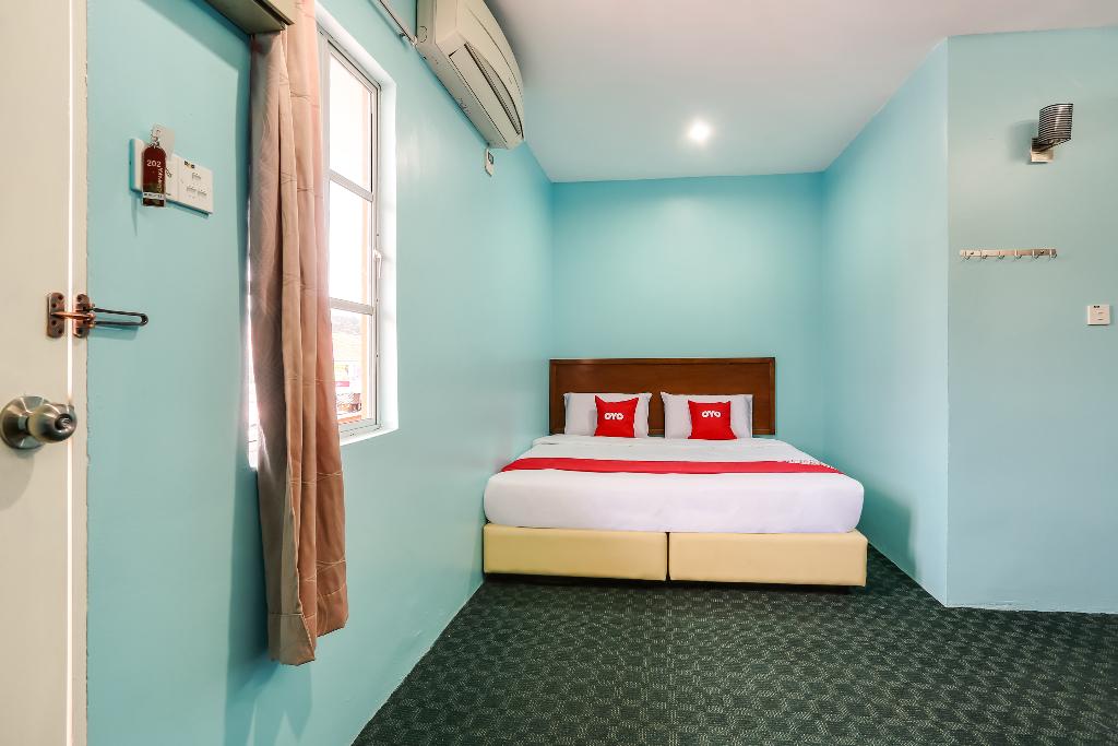 44094 Bangi Lanai Hotel