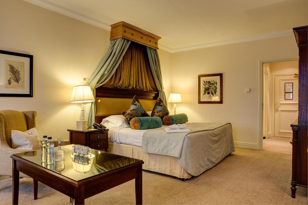 The Keadeen Hotel