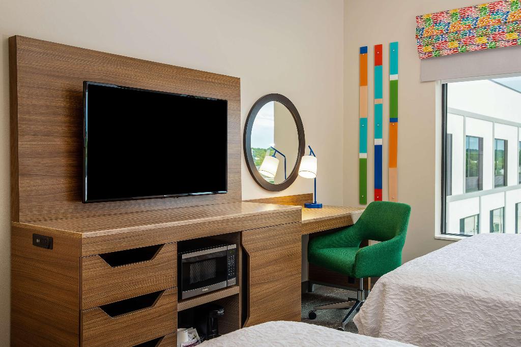 Hampton Inn & Suites By Hilton Raleigh Midtown