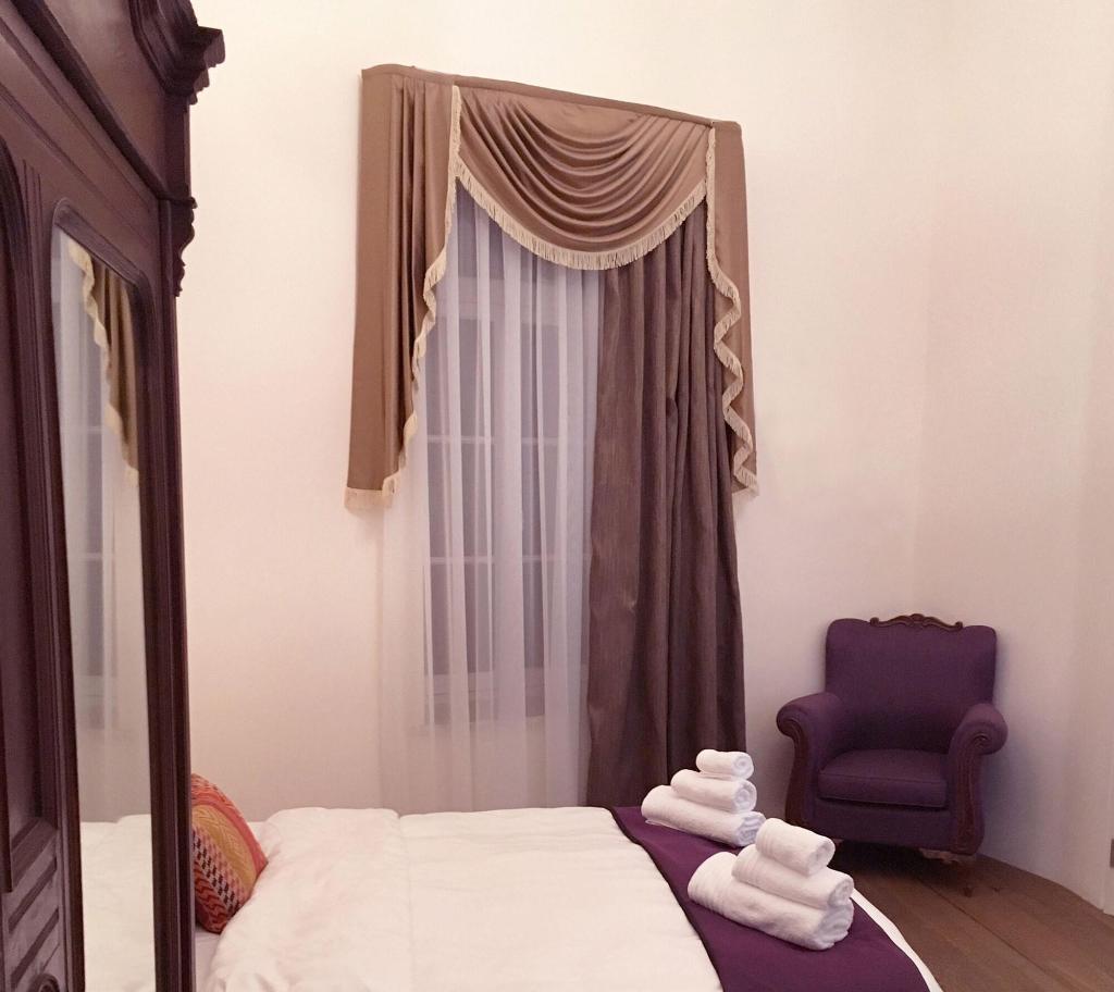Lokàl Hotel