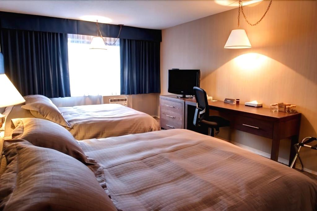 Sandman Inn Blue River
