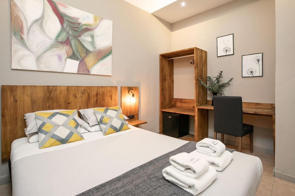 Jardinets Guest House