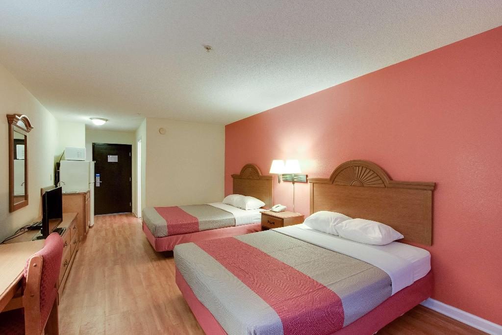 Motel 6 Hinesville, Ga