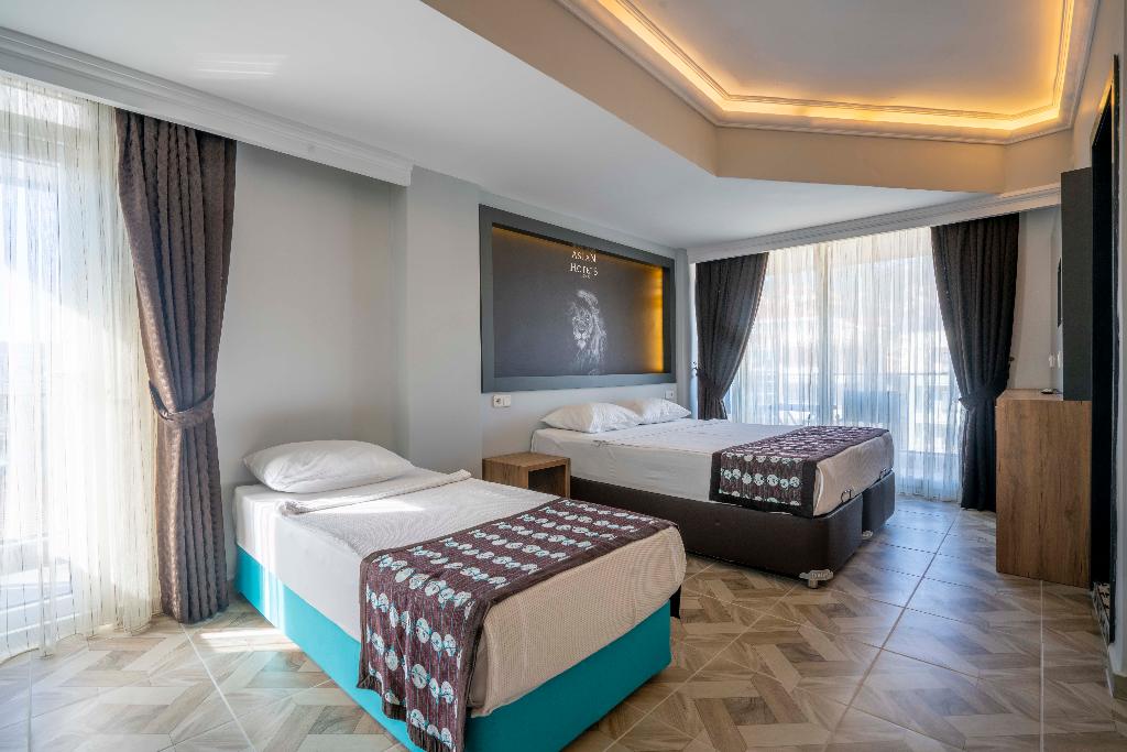 Aslan Corner Kleopatra Hotel
