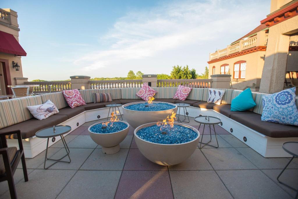 The Mansion At Ocean Edge