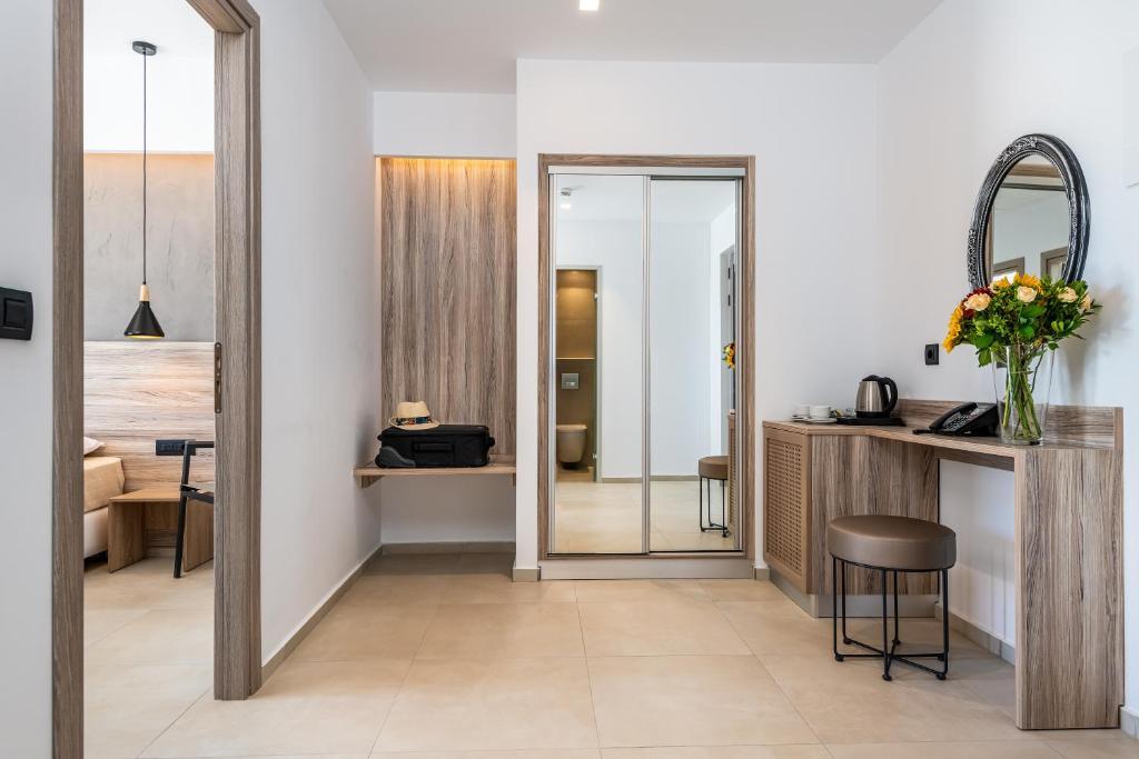 Oneiro Boutique Hotel