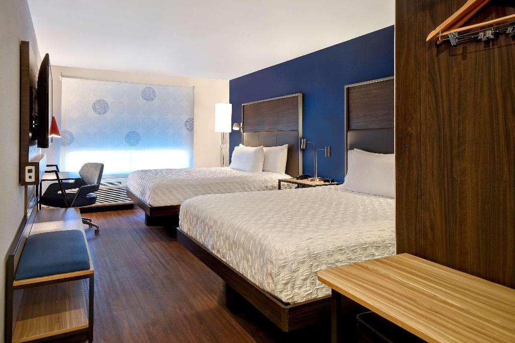 Tru by Hilton Concord