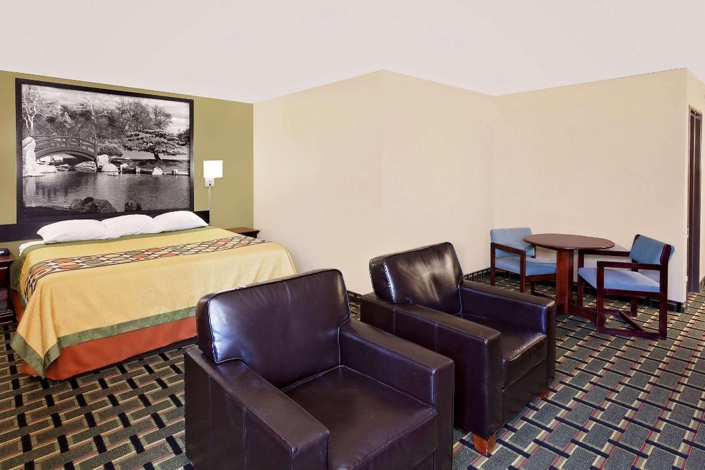 Econo Lodge Canton