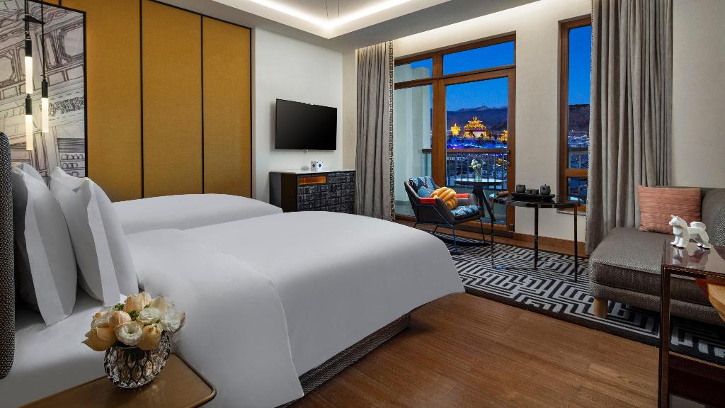 Hotel Indigo Diqing Moonlight City