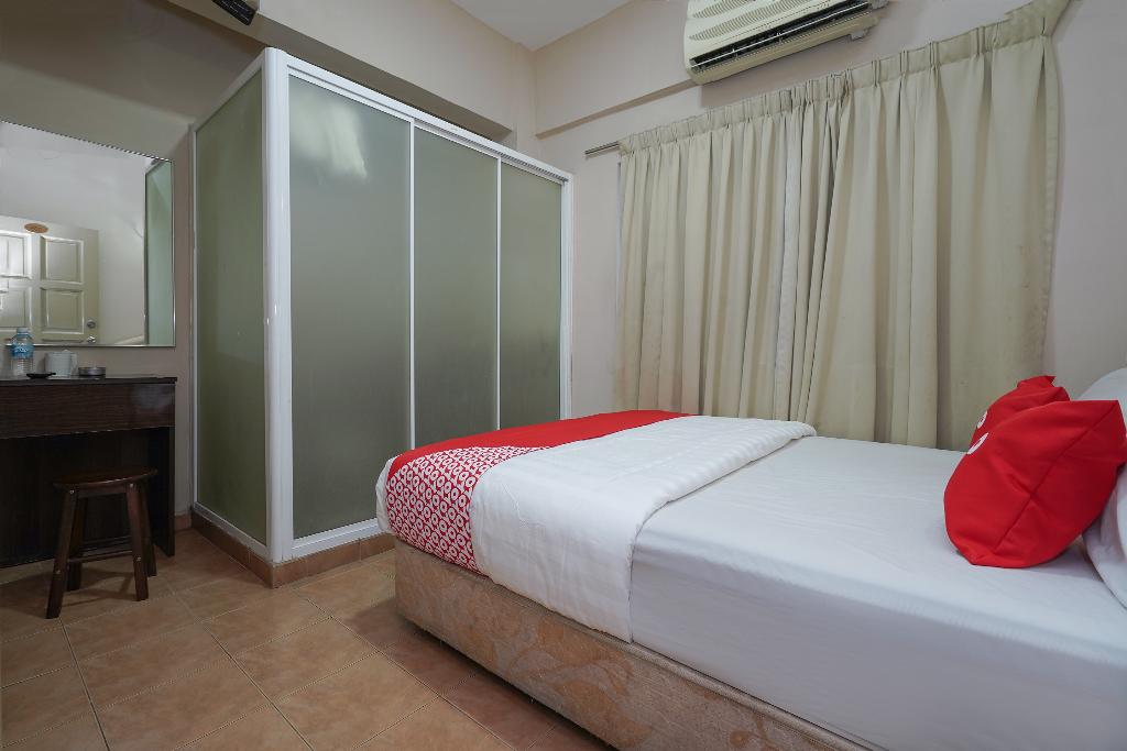 OYO 91127 Hotel 9 @ Kajang Town