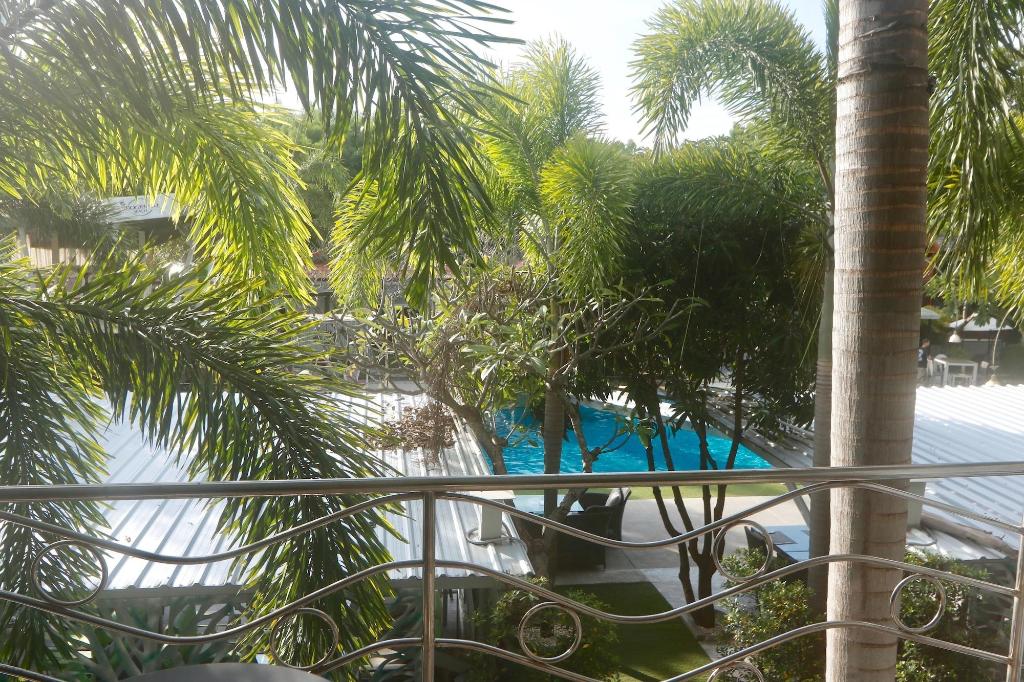 Momento Resort