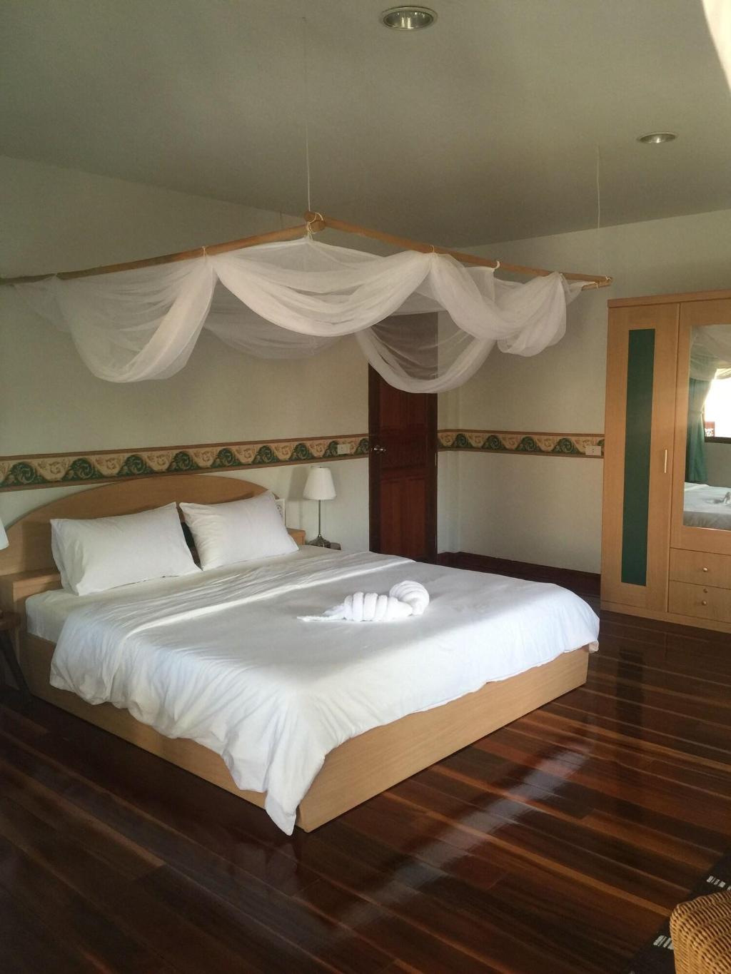 Lyndale Lodge