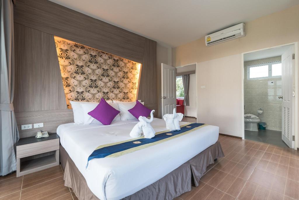 Chaolao Tosang Beach Hotel