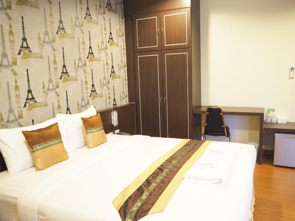 Suksomboon Hotel