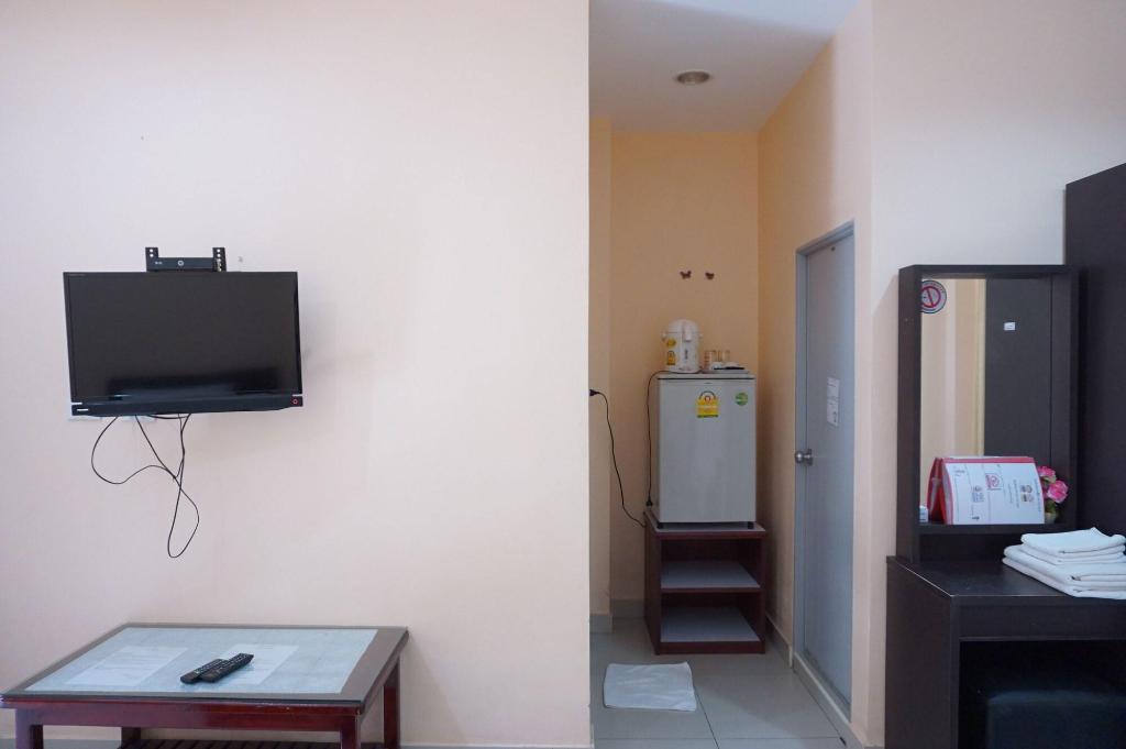 Jirasin Hotel & Apartment