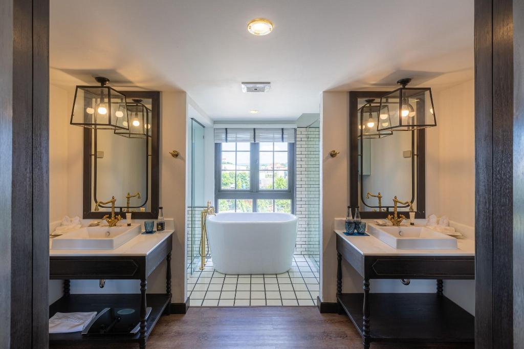 Mora Boutique Hotel