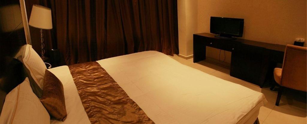 Mikhael'S Hotel