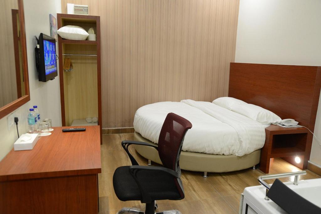 Elegant Hotel