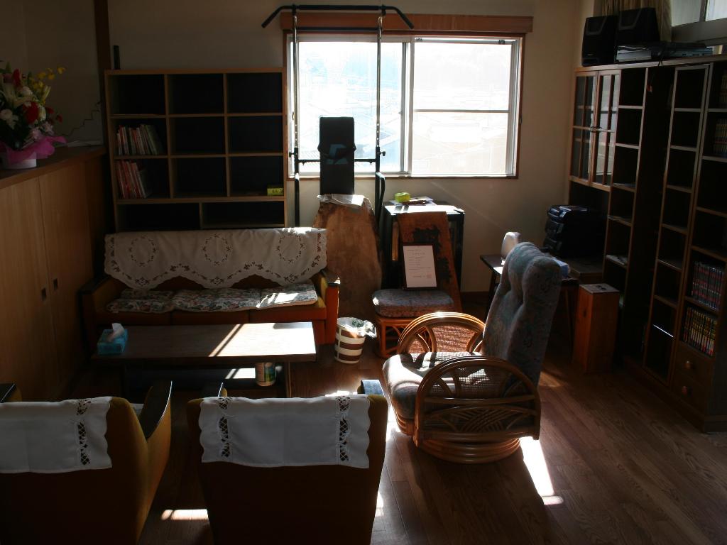 Travelersdou Kirinya - Hostel