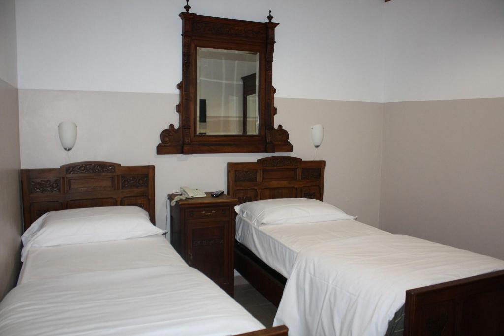 Hotel Avalon