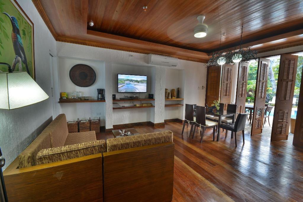 Daluyon Beach And Mountain Resort