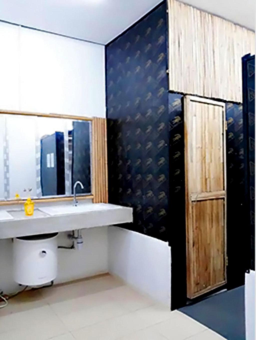 Big Paul Hostel - Adults Only