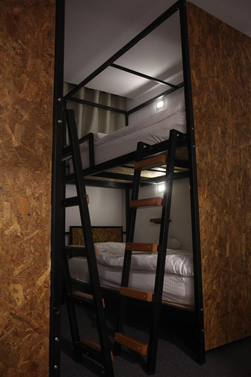 Nomads Hostel