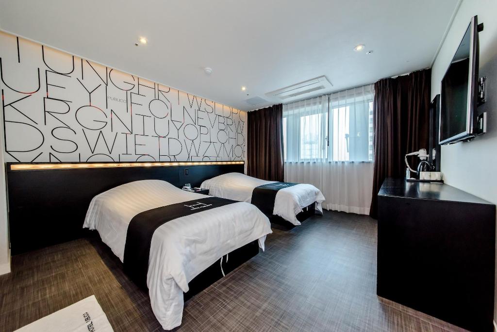 Publico Hotel
