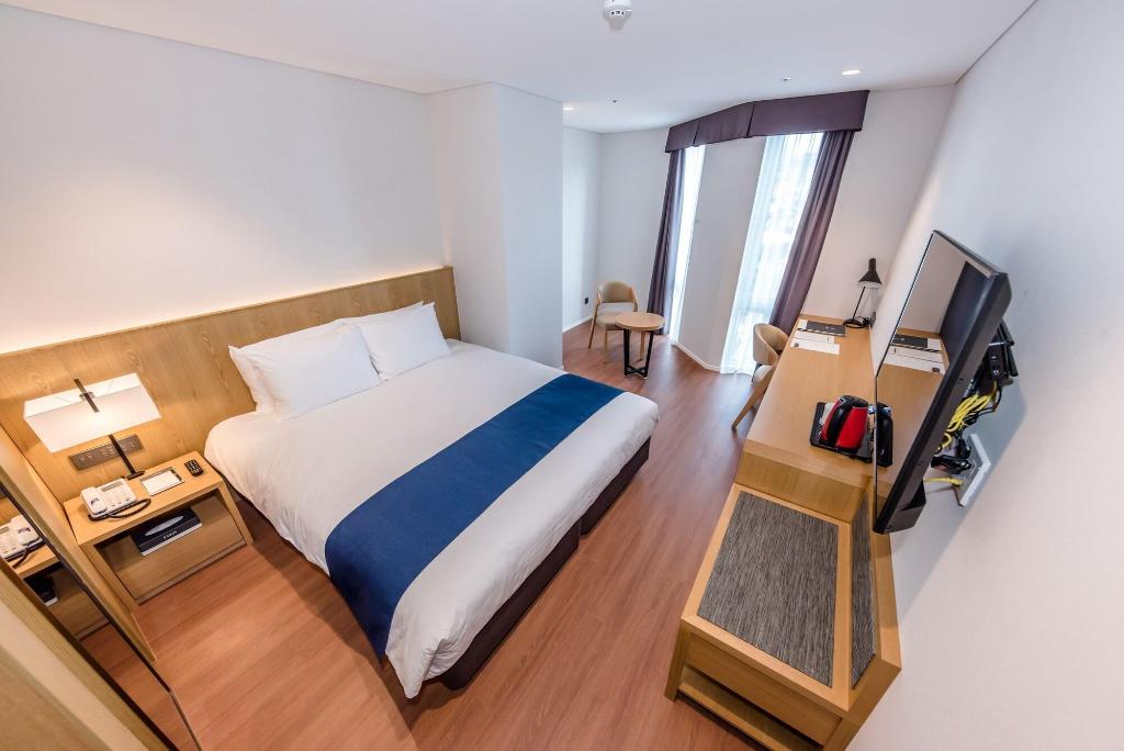 Hotel Sirius