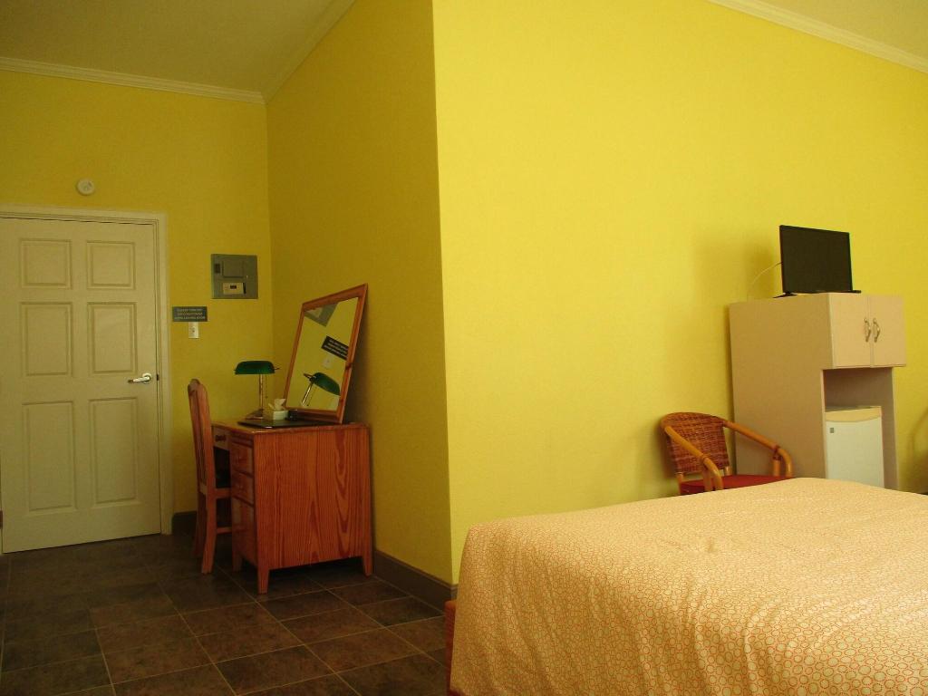 hotel-thumb