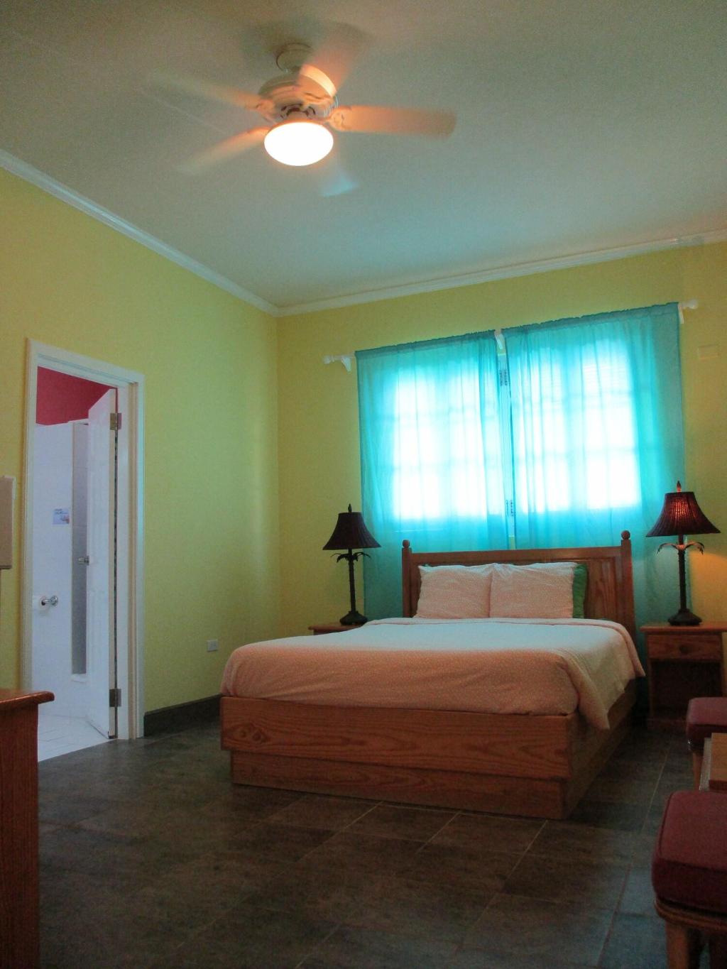 hotel-thumb