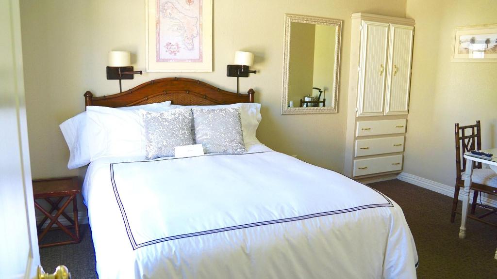 Capitola Hotel