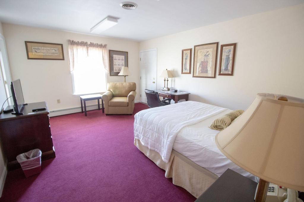 The Lucerne Inn