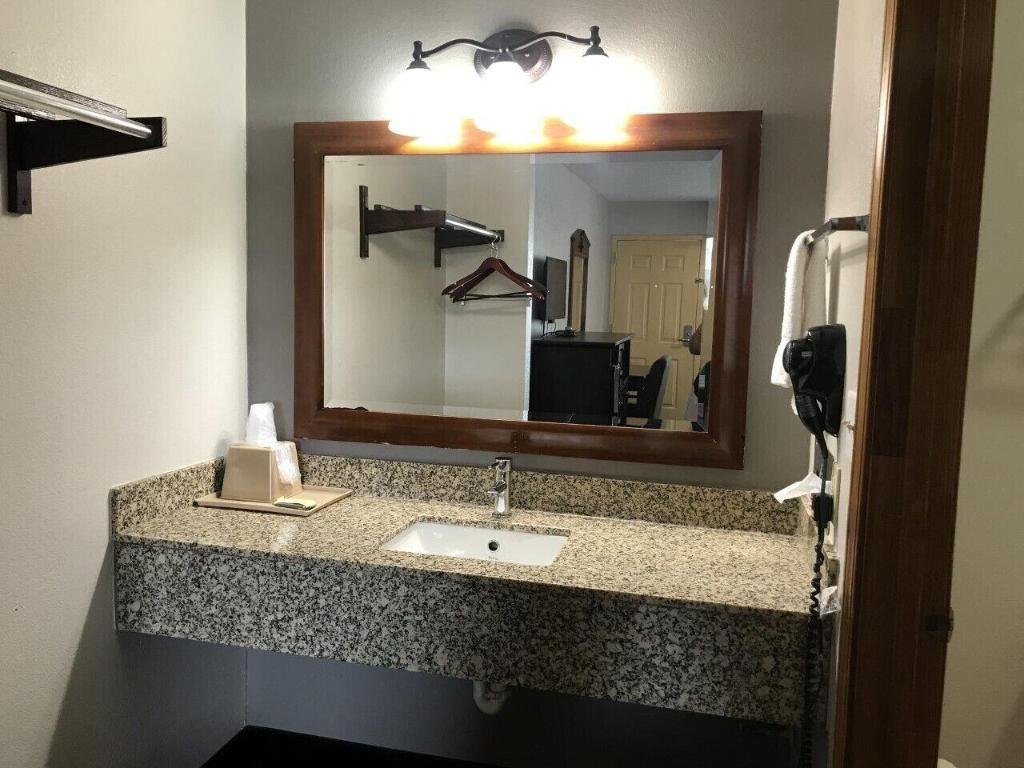 Western Motel