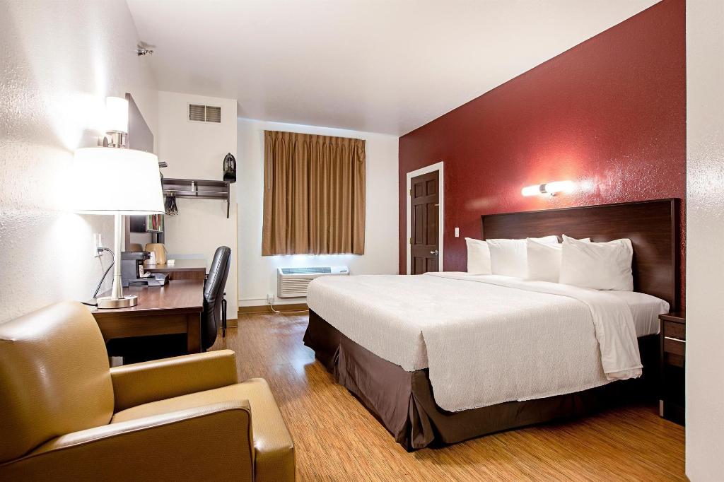 Seasons Inn Traverse City