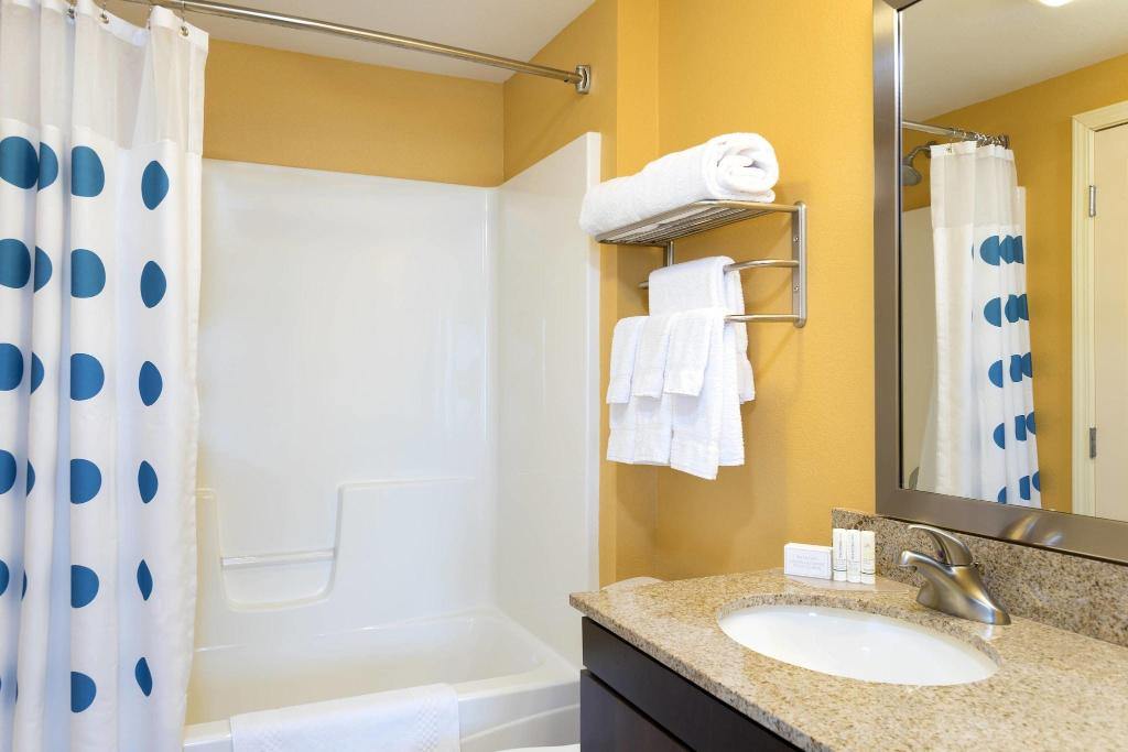 Towneplace Suites By Marriott Kalamazoo