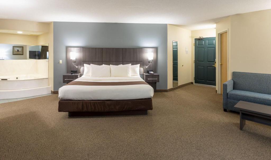 Paynesville Inn And Suites