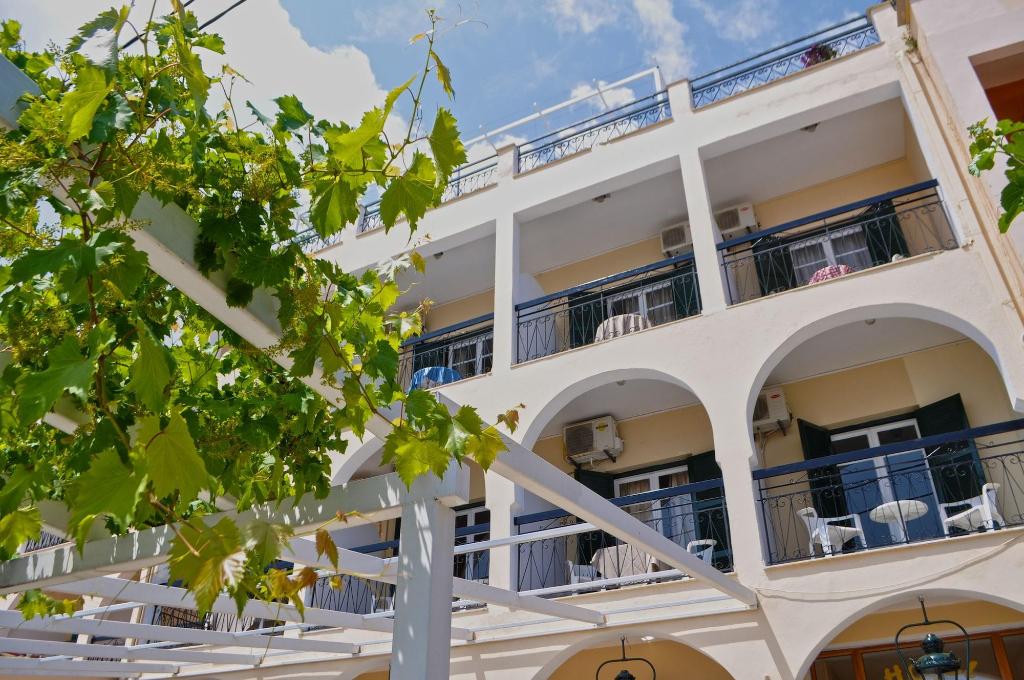 Eros Hotel
