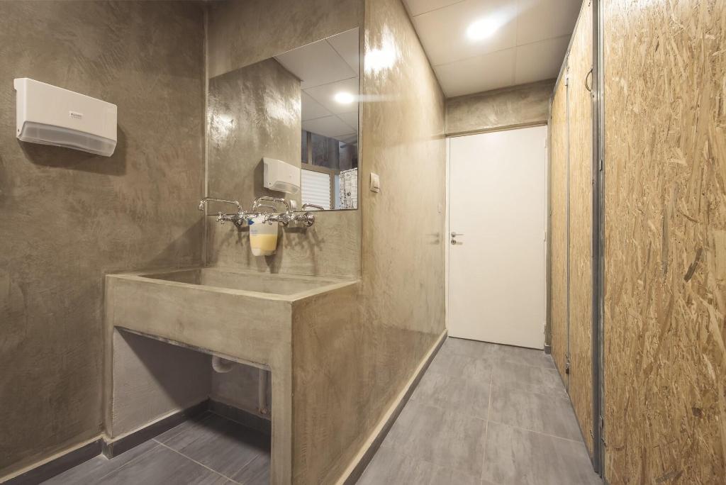 Bedbox Hostel