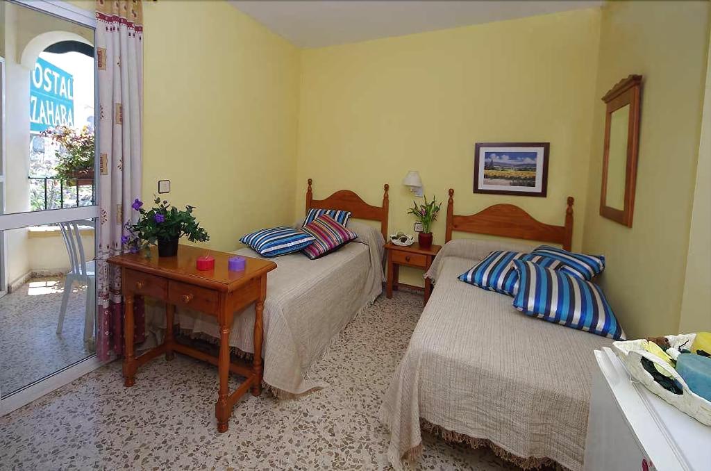 Hostal Azahara Nerja