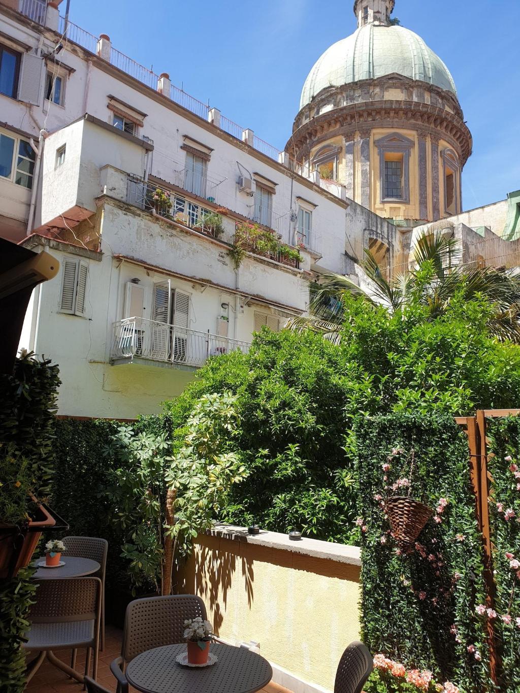 Chiaia Suites