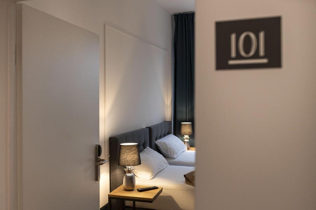 Nikii Hotel