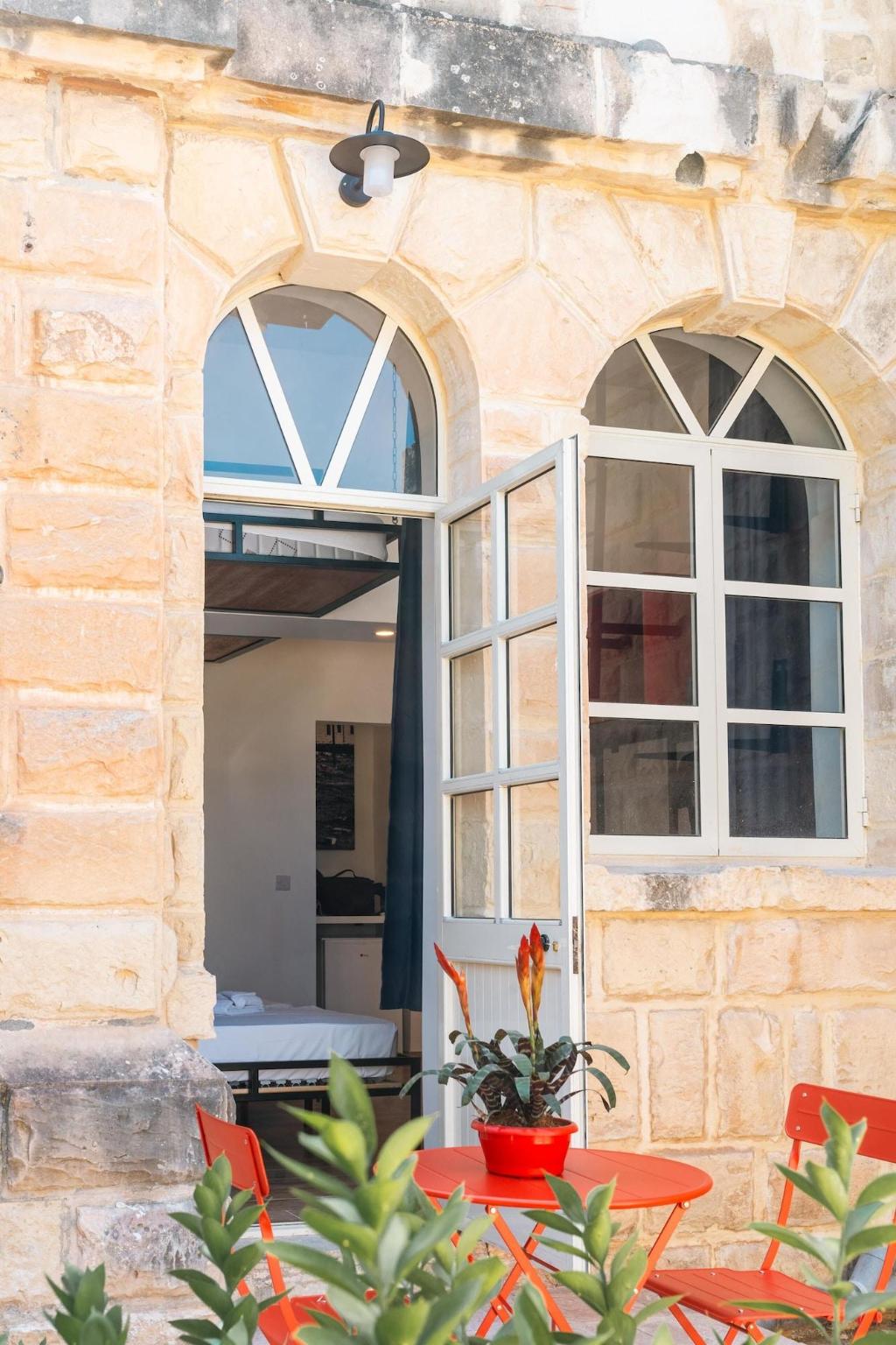 Sprachcaffe International Aparthotel Pembroke