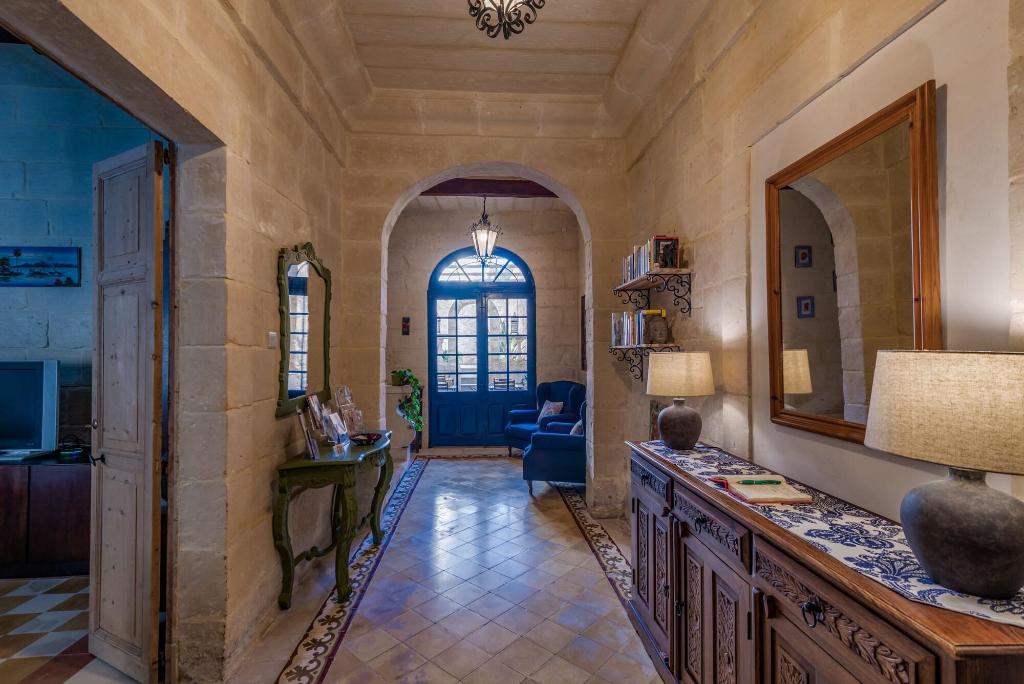 The Stone House — property photo 1