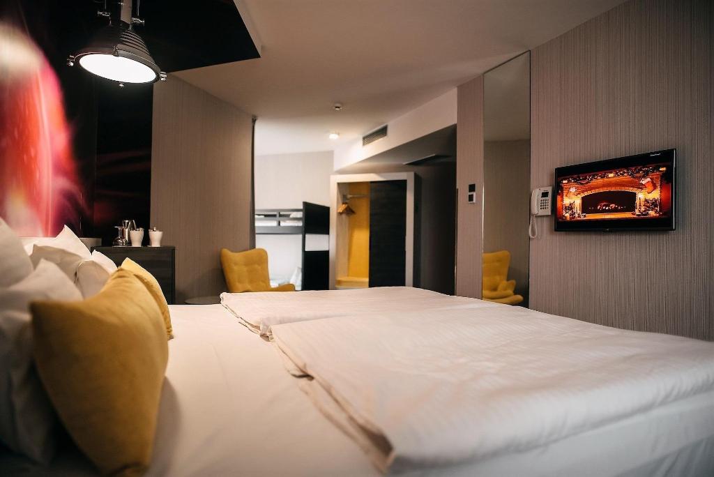 Science Hotel