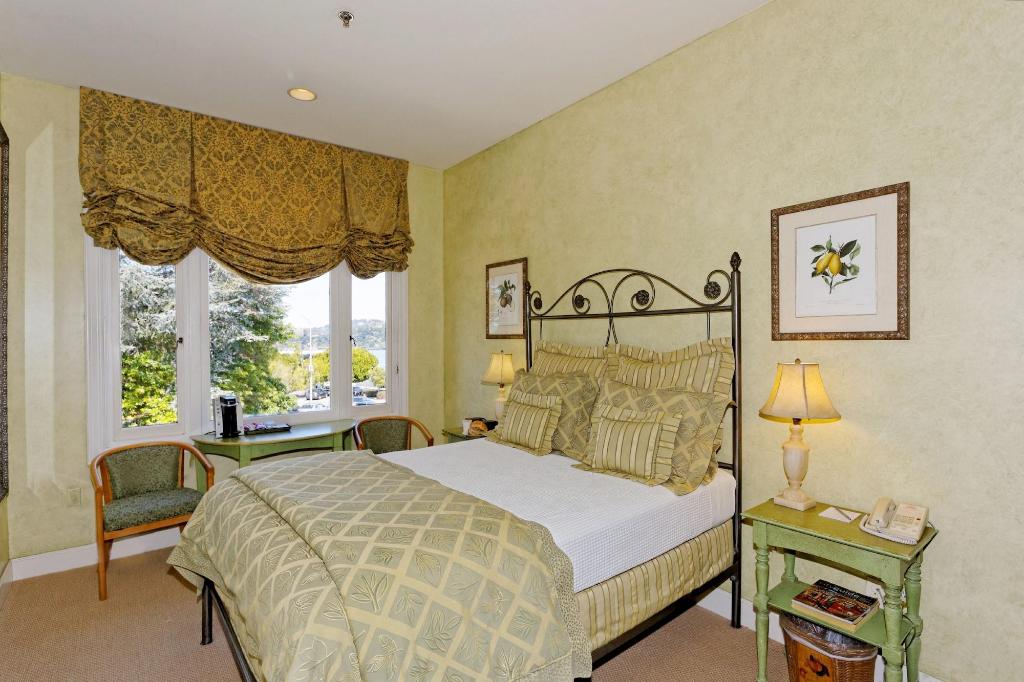 Hotel Sausalito